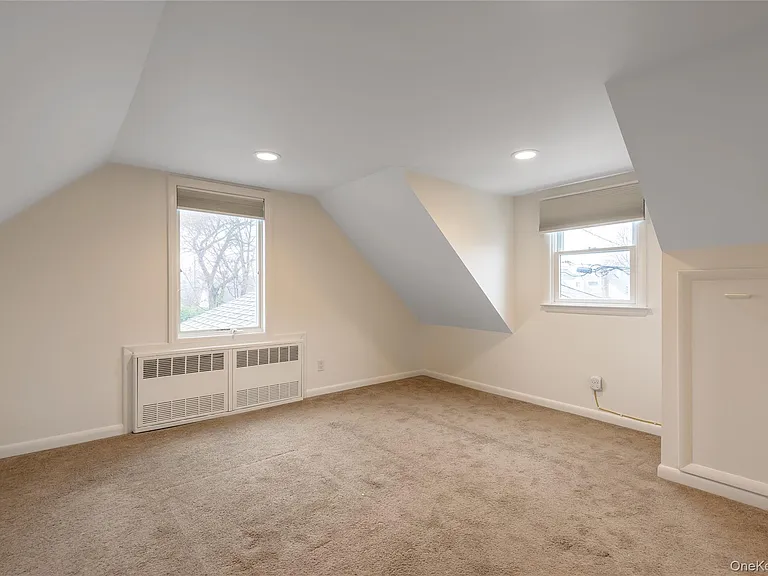 12 Prince St — Photo 14