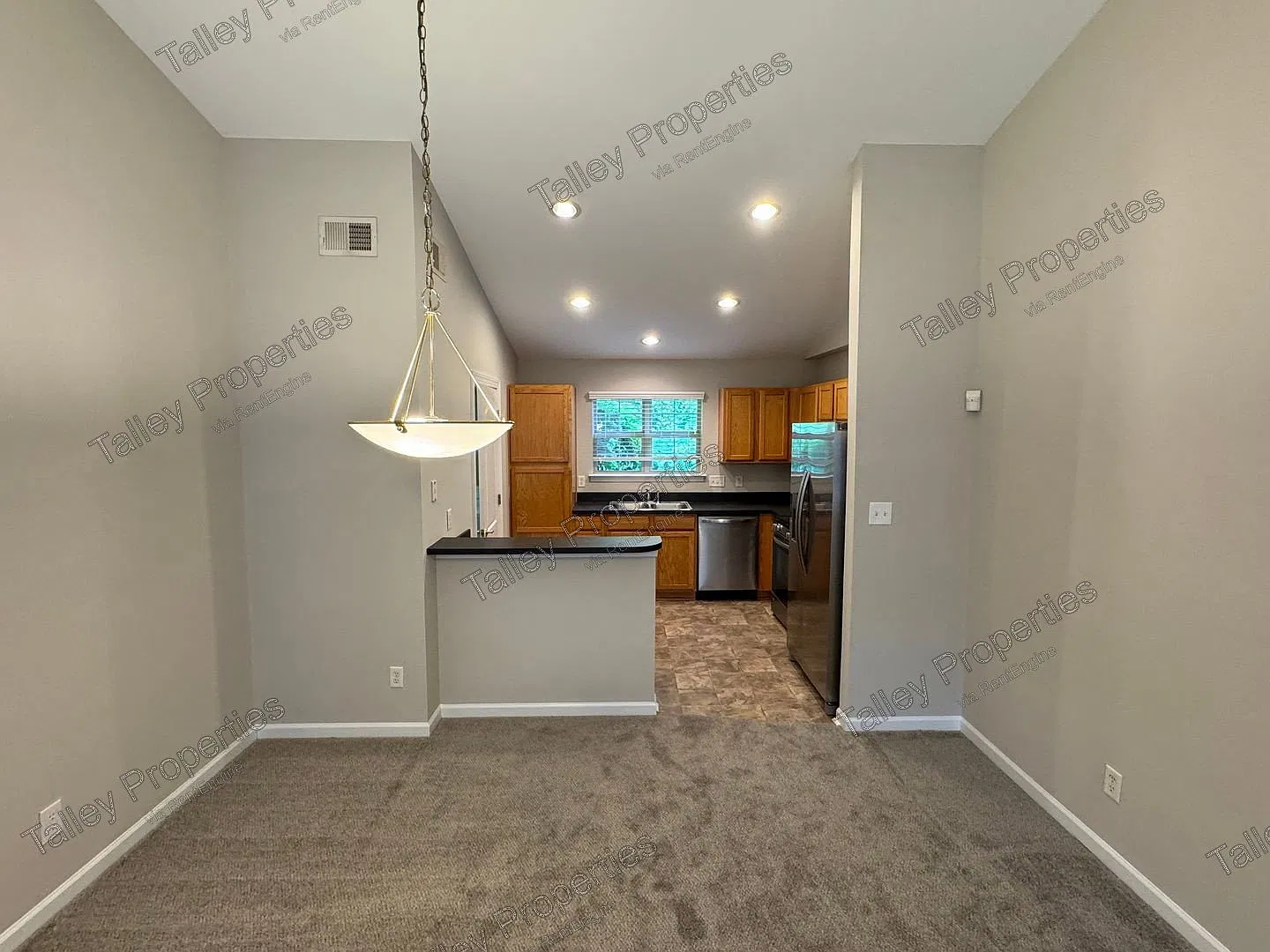 2 bed, 2.0 bath, 1188 sqft, $1,649 — Photo 4