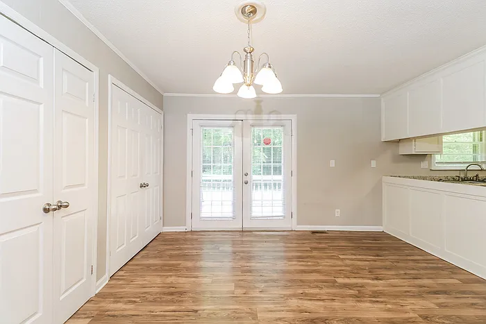 3 bed, 2.0 bath, 1428 sqft, $1,895 — Photo 4