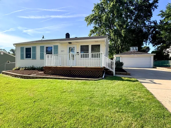 9047 W Poplar Rd, Orland Park, IL 60462