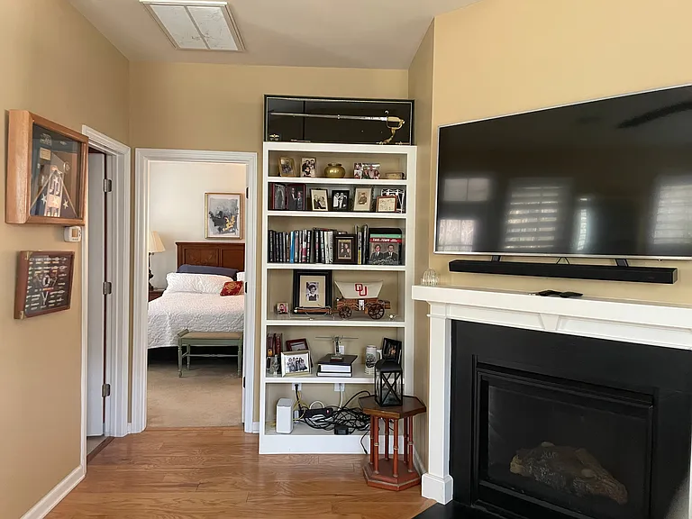 1645 Cristalino Cir — Photo 37