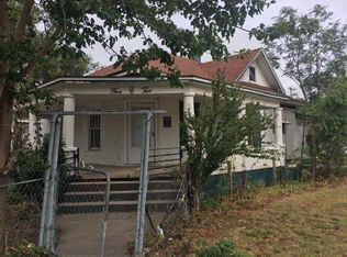 502 N 13th St, Garden City, KS 67846