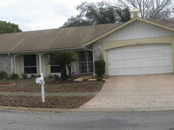 1st image of 8211 Reynolds Dr