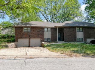 9515 Overhill Rd, Kansas City, MO 64134