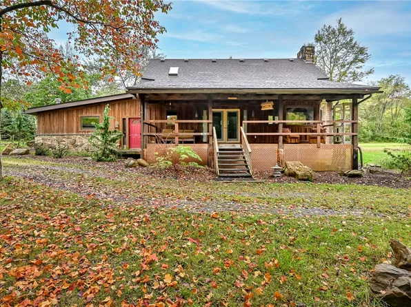 441 Large Dr, Cheswick, PA 15024