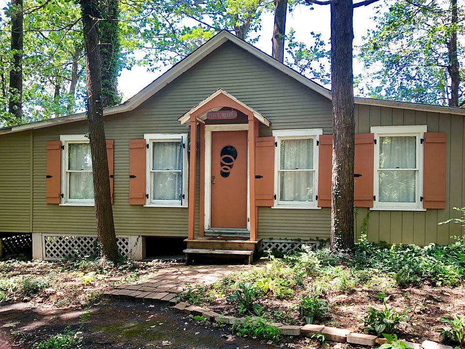 1st image of 1616 Vine St #7