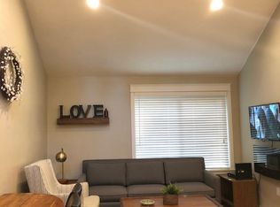 4300 NE Sunset Blvd UNIT F4, Renton, WA 98059