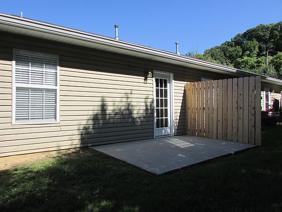 3rd image of 6425 Bakersfield Way