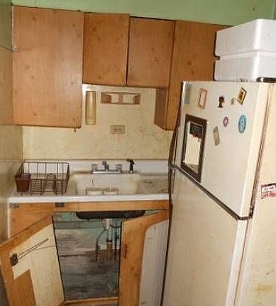 Kitchen - 1st floor - 1