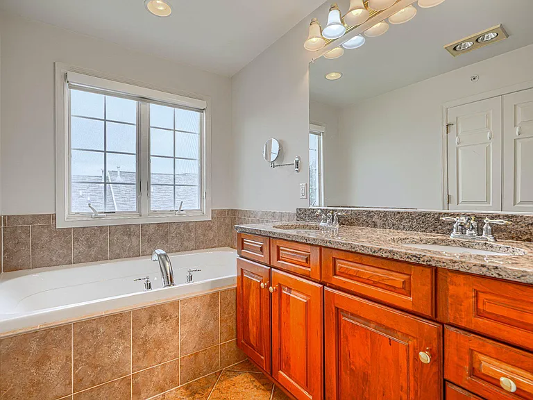 239 Anvil Way — Photo 24