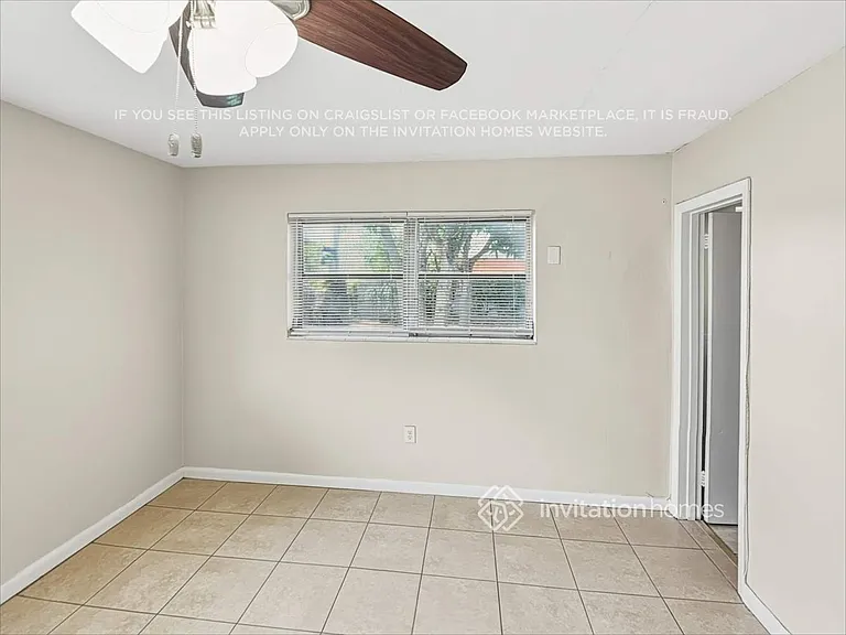 1270 NW 196th St — Photo 13