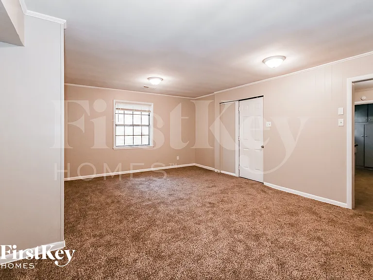 1620 Hester Rd — Photo 17