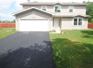 5353 Joshua Ct, Gurnee, IL 60031