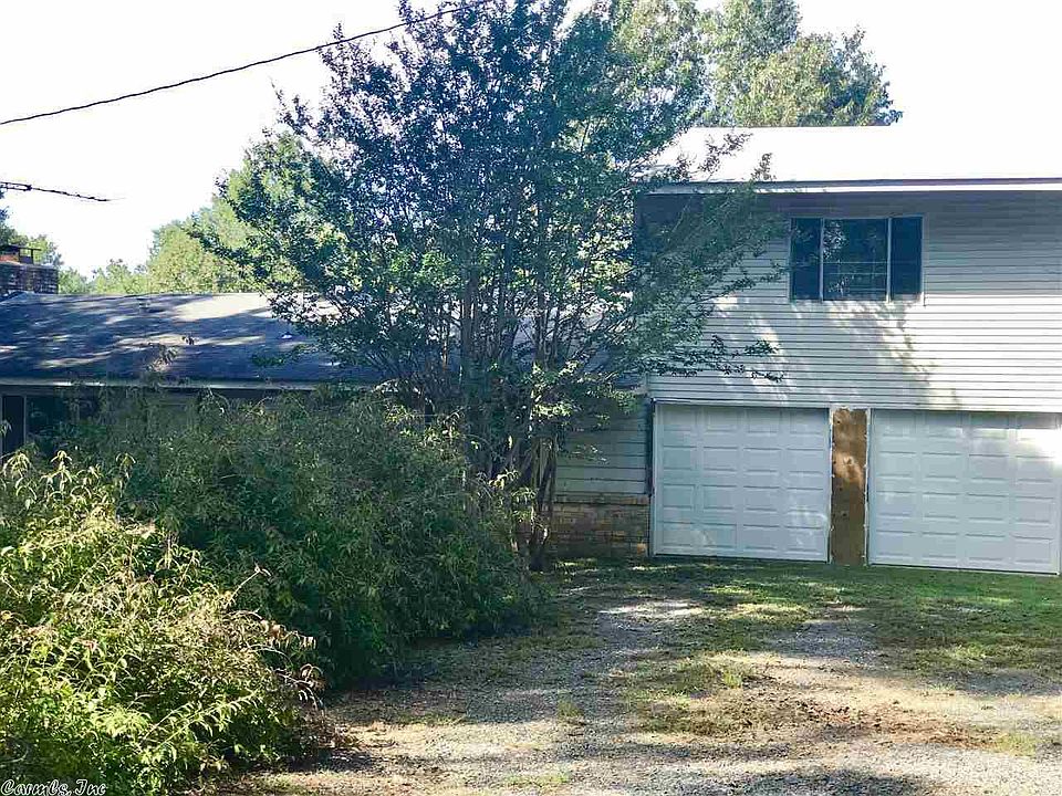 1st image of 118 Fenwick Ln