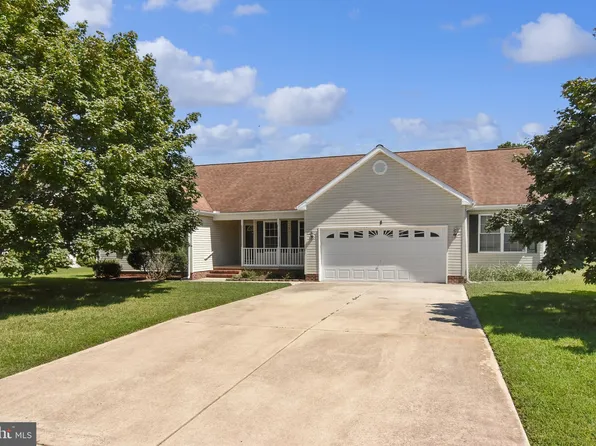 8 Autumnwood Way, Lewes, DE 19958