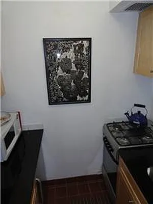 Rented by Bank Neary | media 28