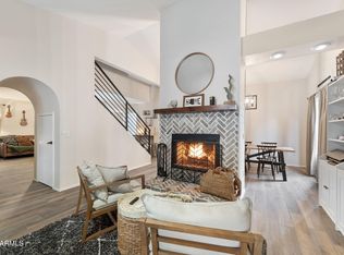 49 S Ocean Dr, Gilbert, AZ 85233