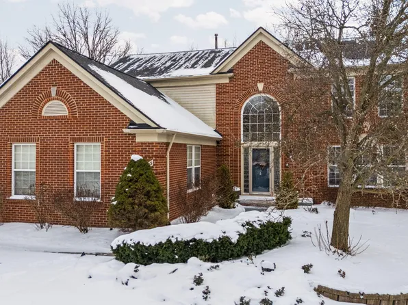 48893 5th Ave, Canton, MI 48188