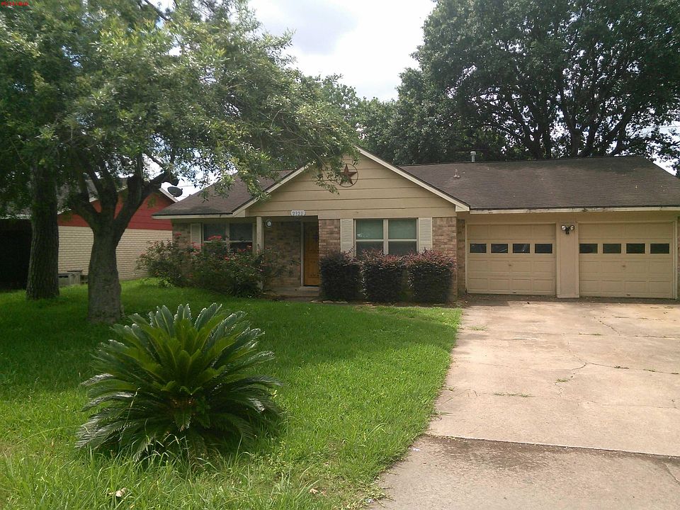 1st image of 2322 Pickerton Dr