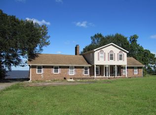 204 W Palmer Dr, New Bern, NC 28560