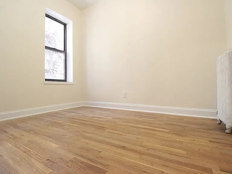 192 Claremont Ave #D — Photo 5