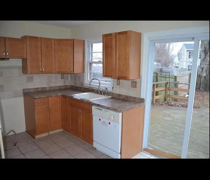55 Woodend Rd — Photo 19