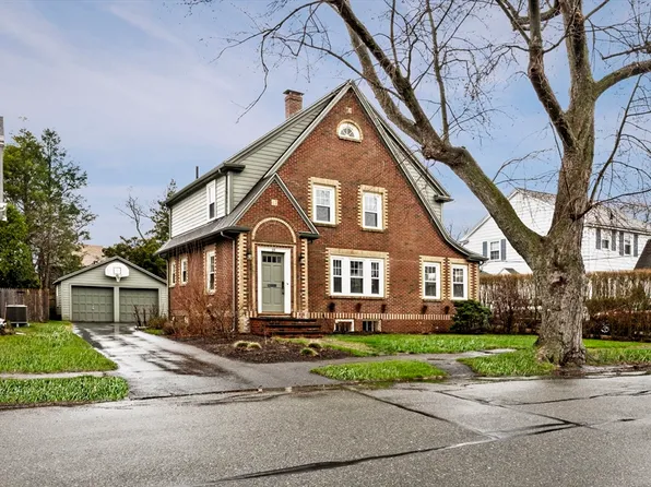 23 Auburndale Rd, Marblehead, MA 01945