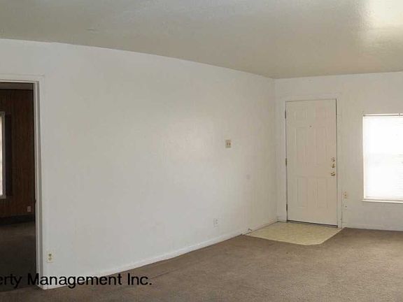 3rd image of 1706 Stewart St