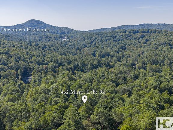 3rd image of 462 Mirror Lake Road