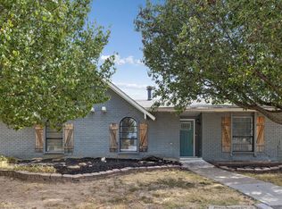 6101 Magnolia Ln, Rowlett, TX 75089
