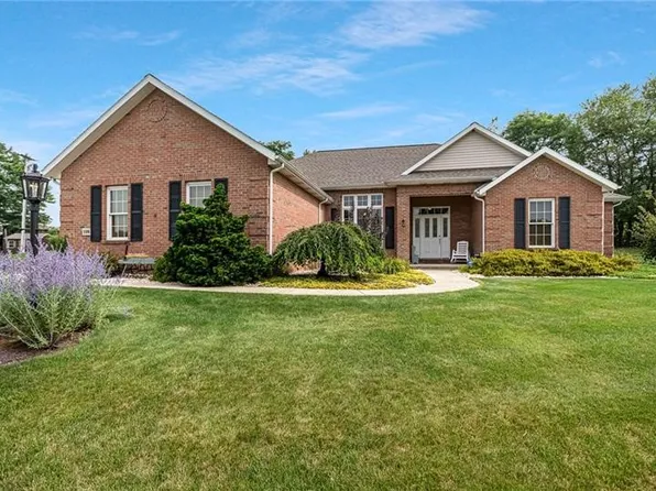 108 Pheasant Ridge Dr, Butler, PA 16001