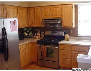 5th image of 303 Garfield Ave