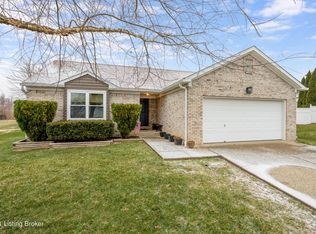4103 Meadow Ridge Ct, Louisville, KY 40218