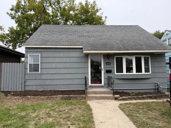 5049 4th St NE, Columbia Heights, MN 55421