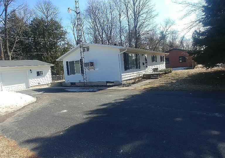 9875 E Cherry Bend Rd — Photo 1