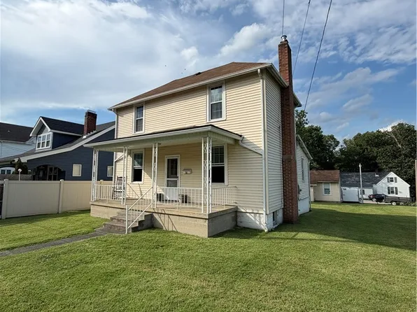 312 E Georgia Ave, Connellsville, PA 15425