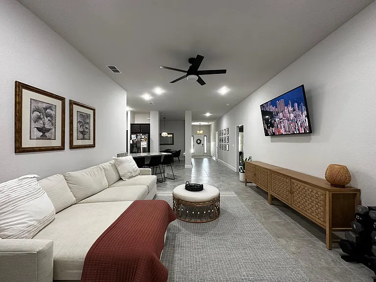 1637 Denali St — Photo 7
