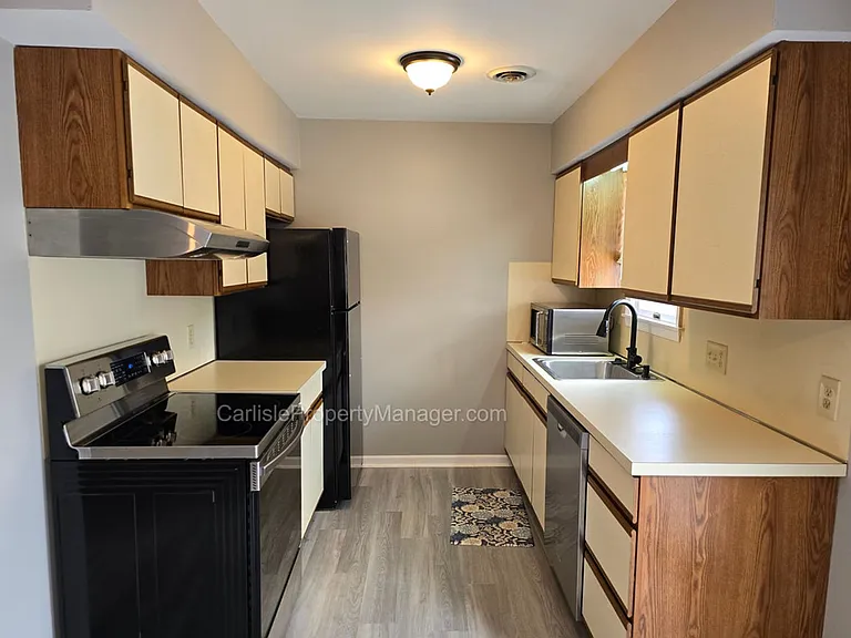 57 W Cabin Hollow Rd #4 — Photo 9