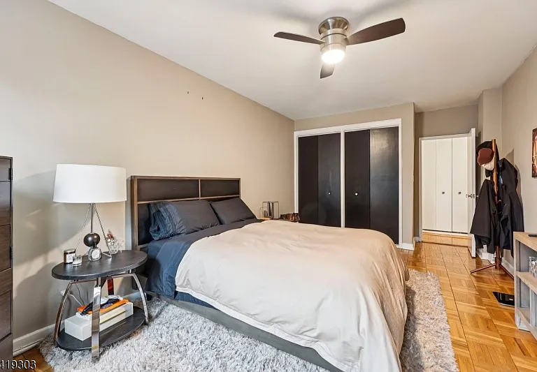 5 Roosevelt Pl #1E — Photo 12