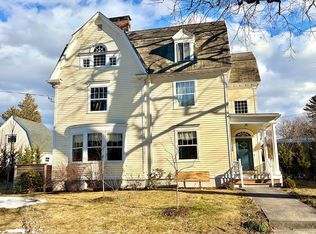 63 Dryads Grn, Northampton, MA 01060