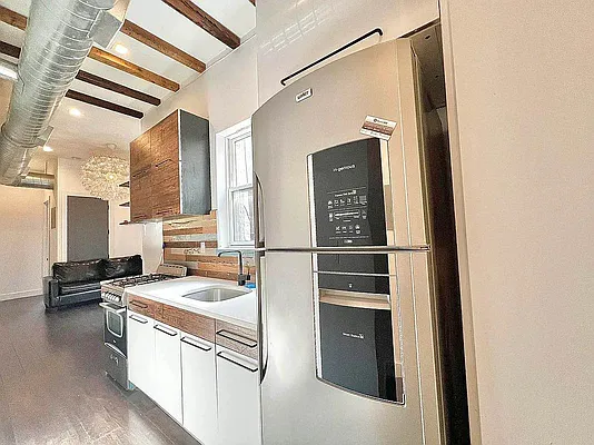 Rented by Doorway NYC, LLC | media 28