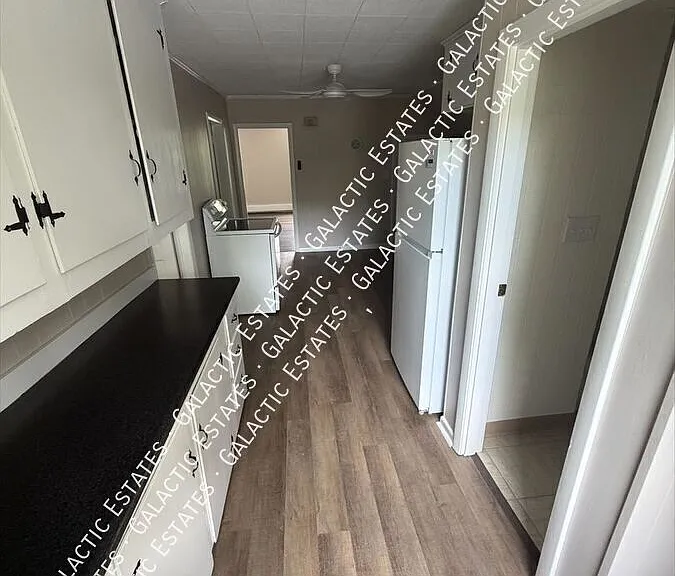 389 Boynton St #2 — Photo 19