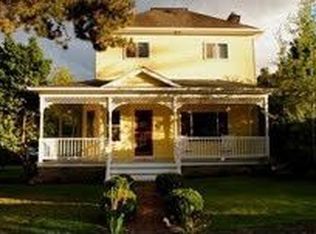 1712 Buck St, West Linn, OR