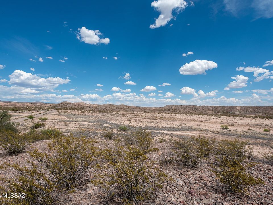 1st image of Mesquite Ave