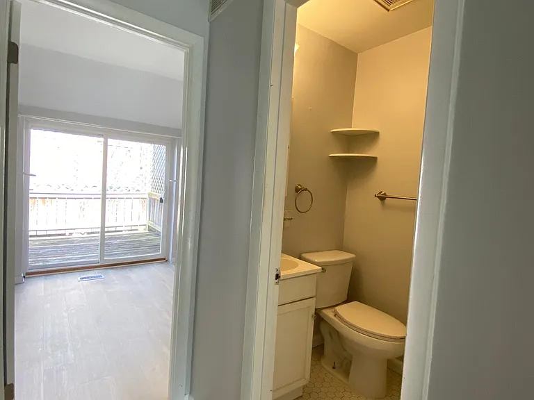 1211 Durst St — Photo 11