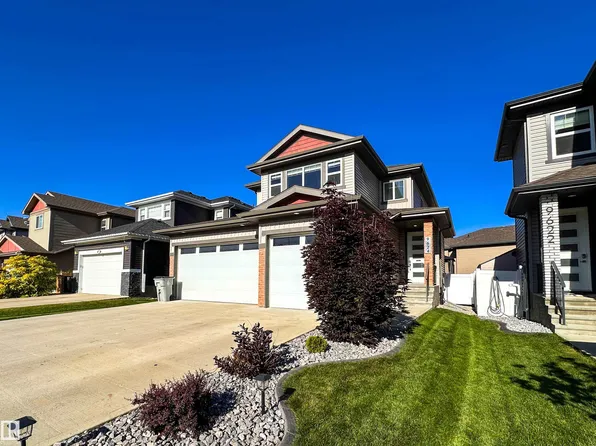 9624 106th Ave, Morinville, AB T8R 0E8