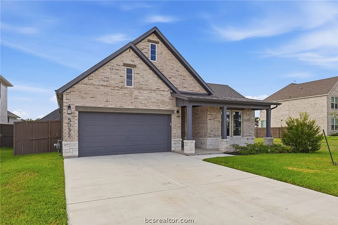 4 bed, 2161 sqft, $4,500 — Photo 1