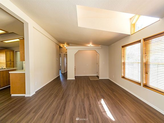 5th image of 4586 Johnson Way NW
