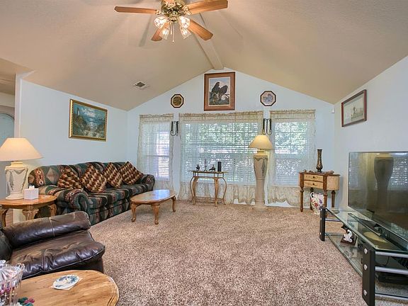 5th image of 2662 Saint James Way