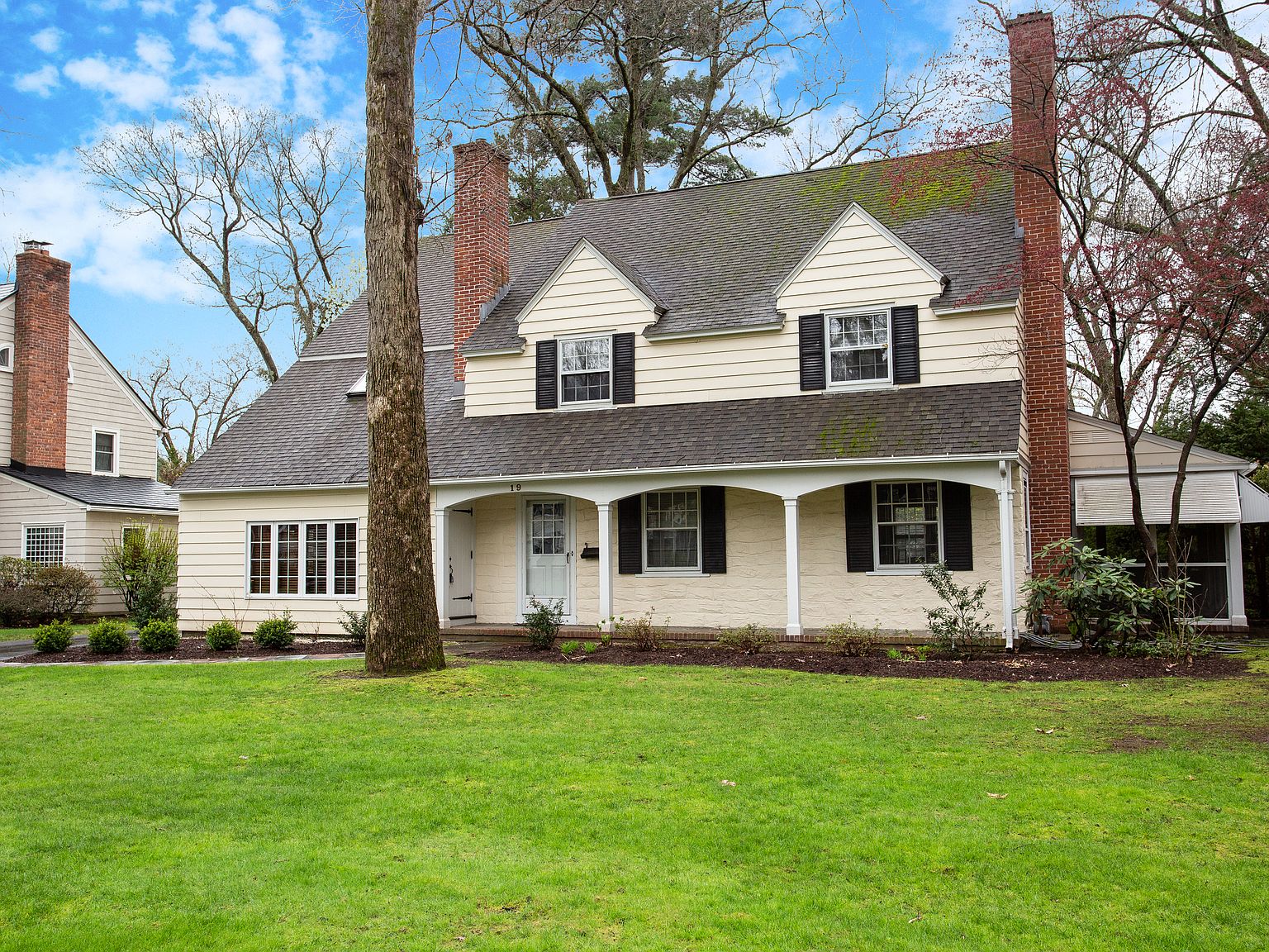 19 Brittany Rd, Longmeadow, MA 01106 Zillow